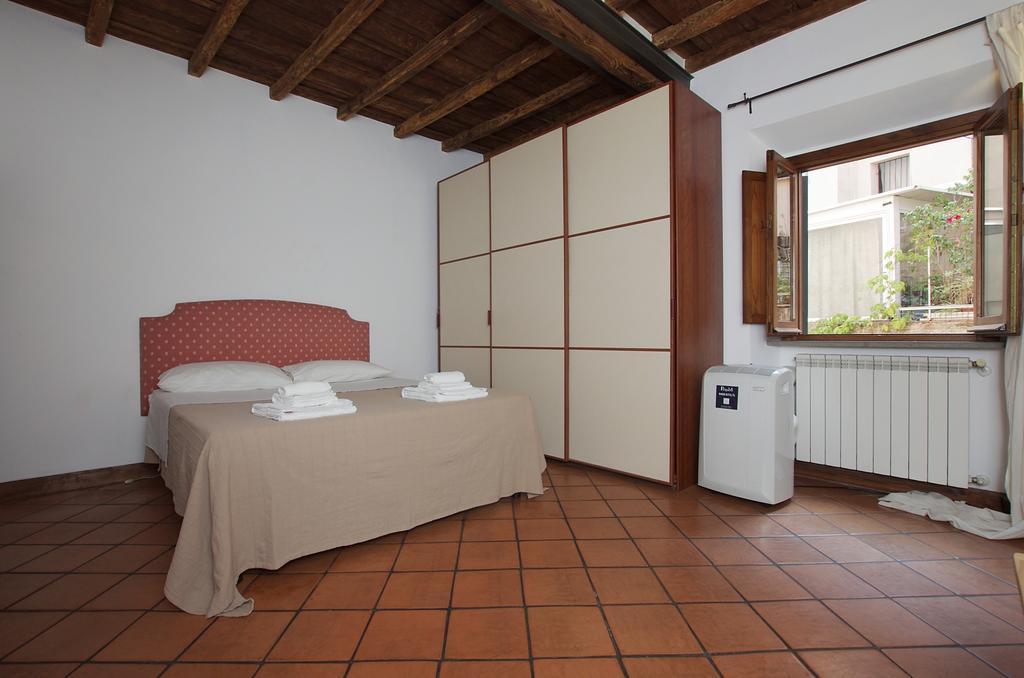 Vacanze Romane Centro Storico Trastevere Διαμέρισμα Δωμάτιο φωτογραφία